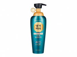 Шампунь для жирной кожи головы, 400 мл | DAENG GI MEO RI Hair Loss Care Caffeine Shampoo For Oily Hair