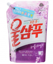 Жидкое средство для стирки СВЕЖЕСТЬ, мягкая упаковка 1300 мл | Aekyung Wool Shampoo Fresh