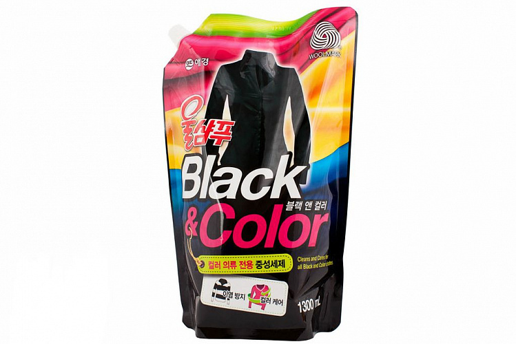 Жидкое средство для стирки ЧЕРНОЕ И ЦВЕТНОЕ, мягкая упаковка 1300 мл | Aekyung Wool Shampoo Black & Color фото 1